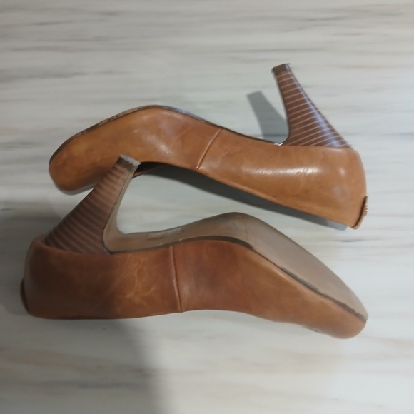 Call it Spring Nude heels size 7 1/2 - Picture 5 of 5